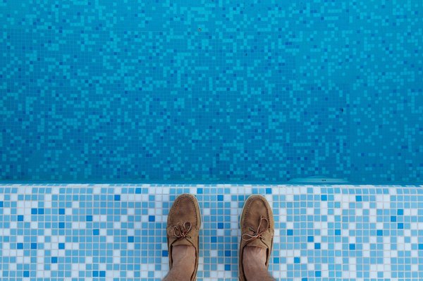 Quelles sont les différentes raisons d'opter pour une piscine coque ?